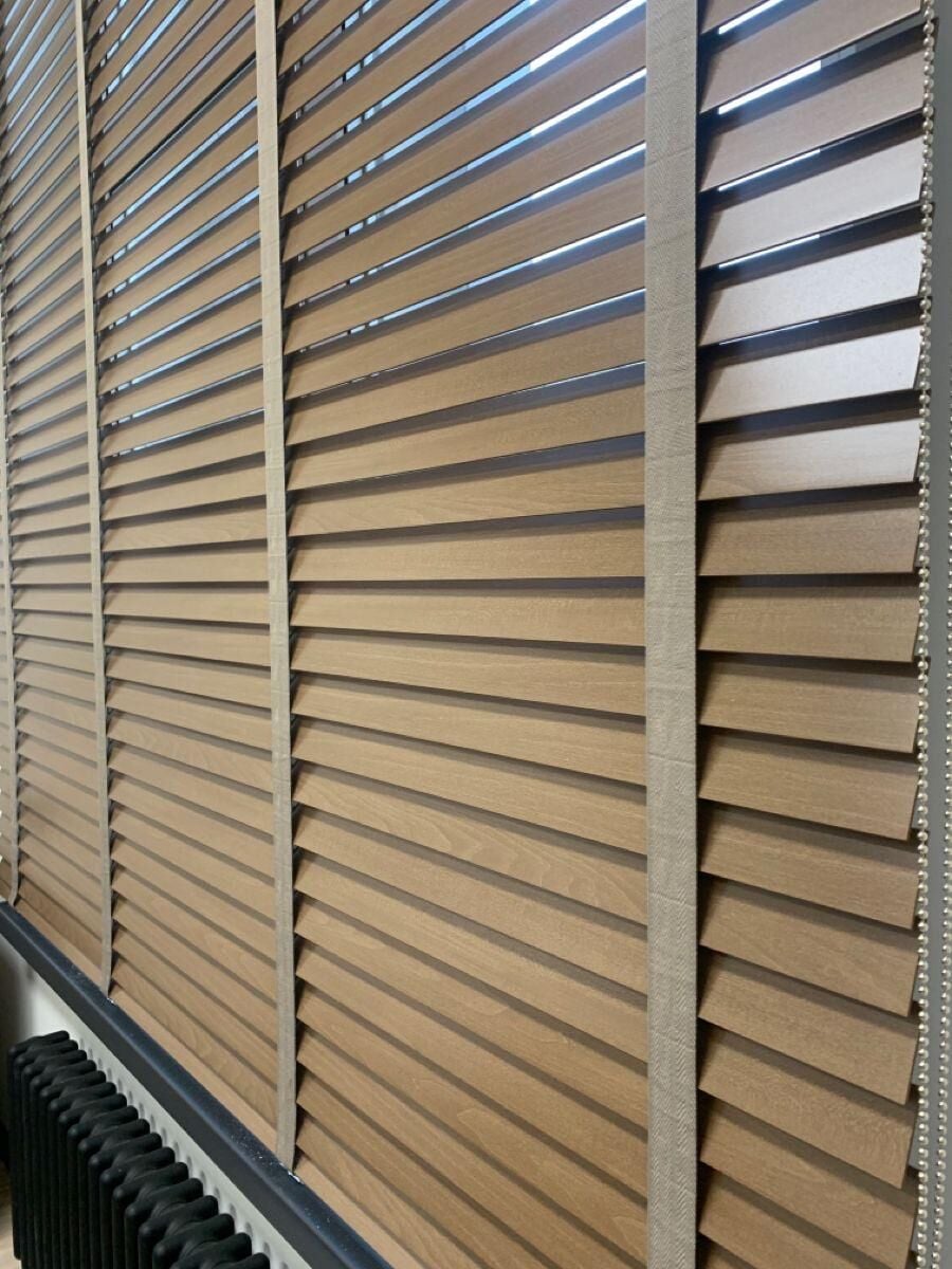 DW500 SERİSİ - 25mm. AHŞAP JALUZİ